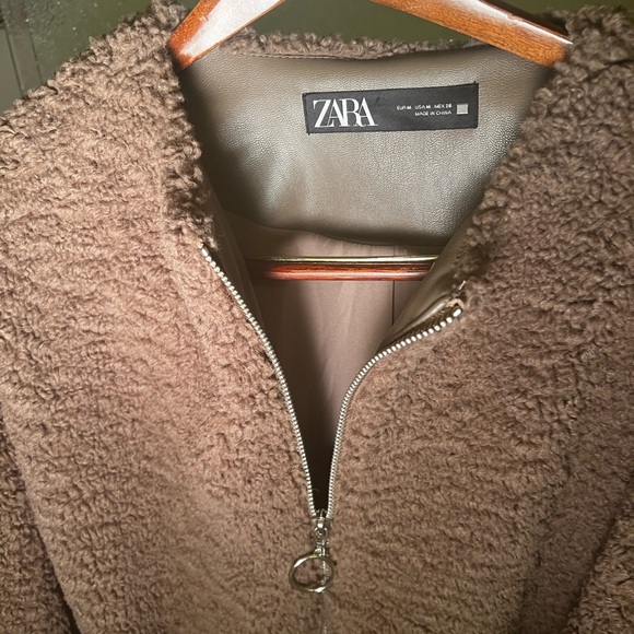 Zara Lined sweater Jacket 26”L Size Medium women’s 12-14 - Picture 5 of 10